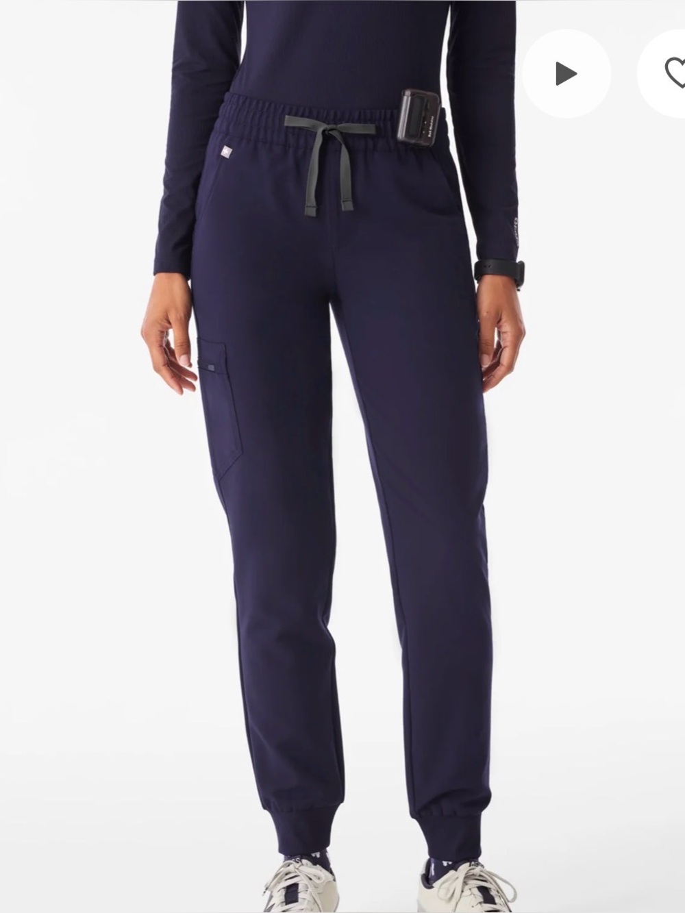 Figs Women’s Zamora Ruched Jogger Scrub Pant in Navy, size M